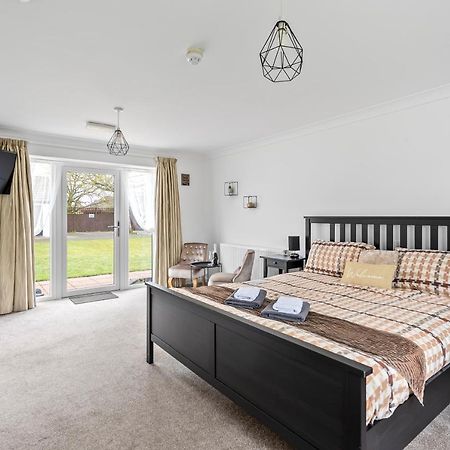 Number 6 - Lytton Tree Lodge, Reydon, Southwold ภายนอก รูปภาพ