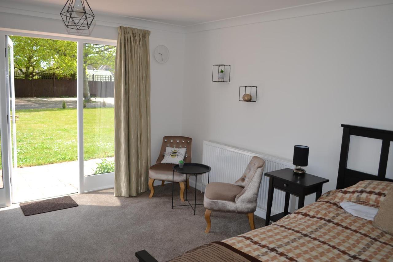 Number 6 - Lytton Tree Lodge, Reydon, Southwold ภายนอก รูปภาพ