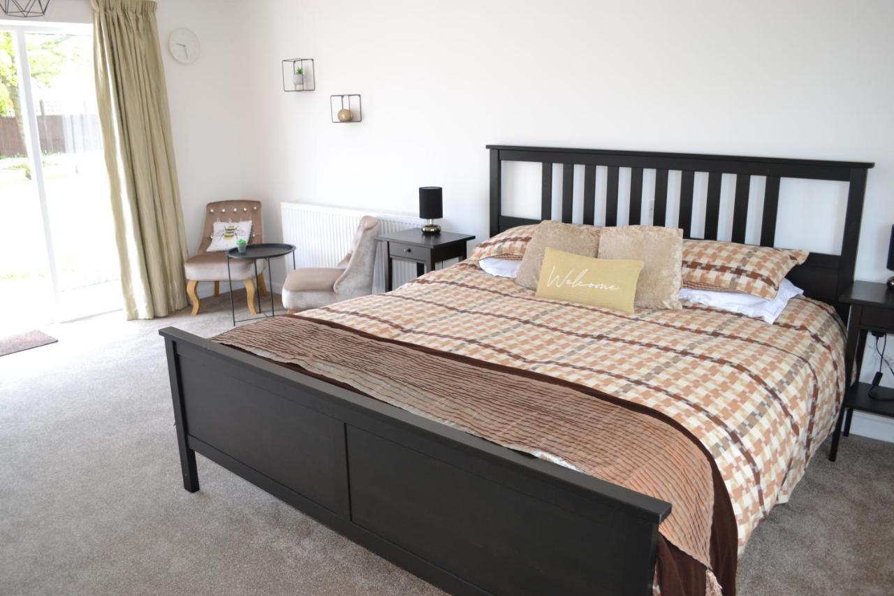 Number 6 - Lytton Tree Lodge, Reydon, Southwold ภายนอก รูปภาพ